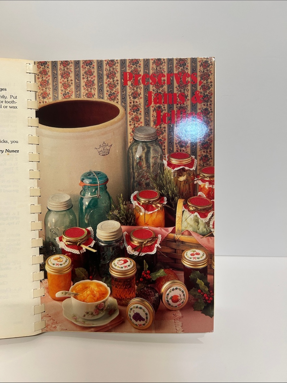 VTG Mary Maxim Holiday Cookbook Craft Patterns Included 1993 Spiral Bound - Picture 7 of 8